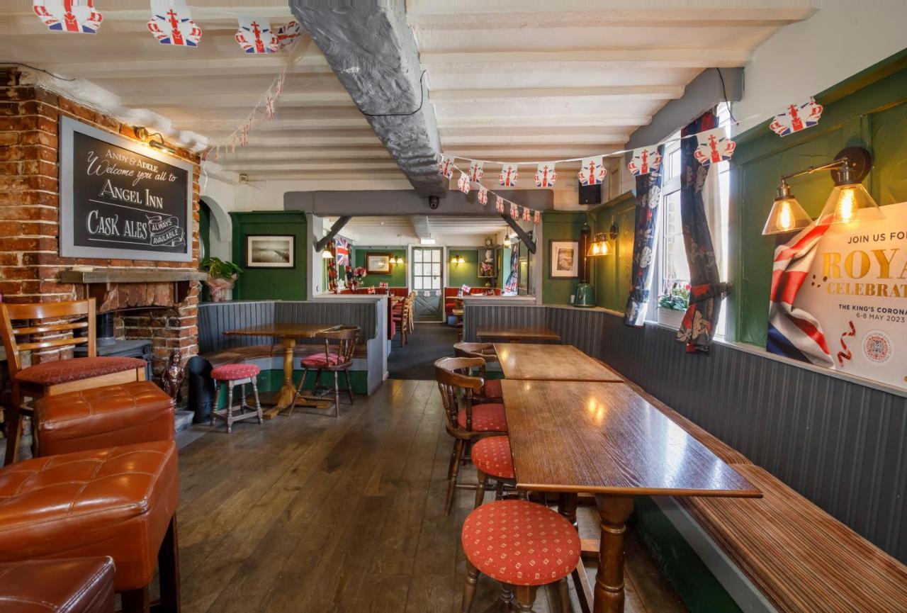 Angel Inn 3*